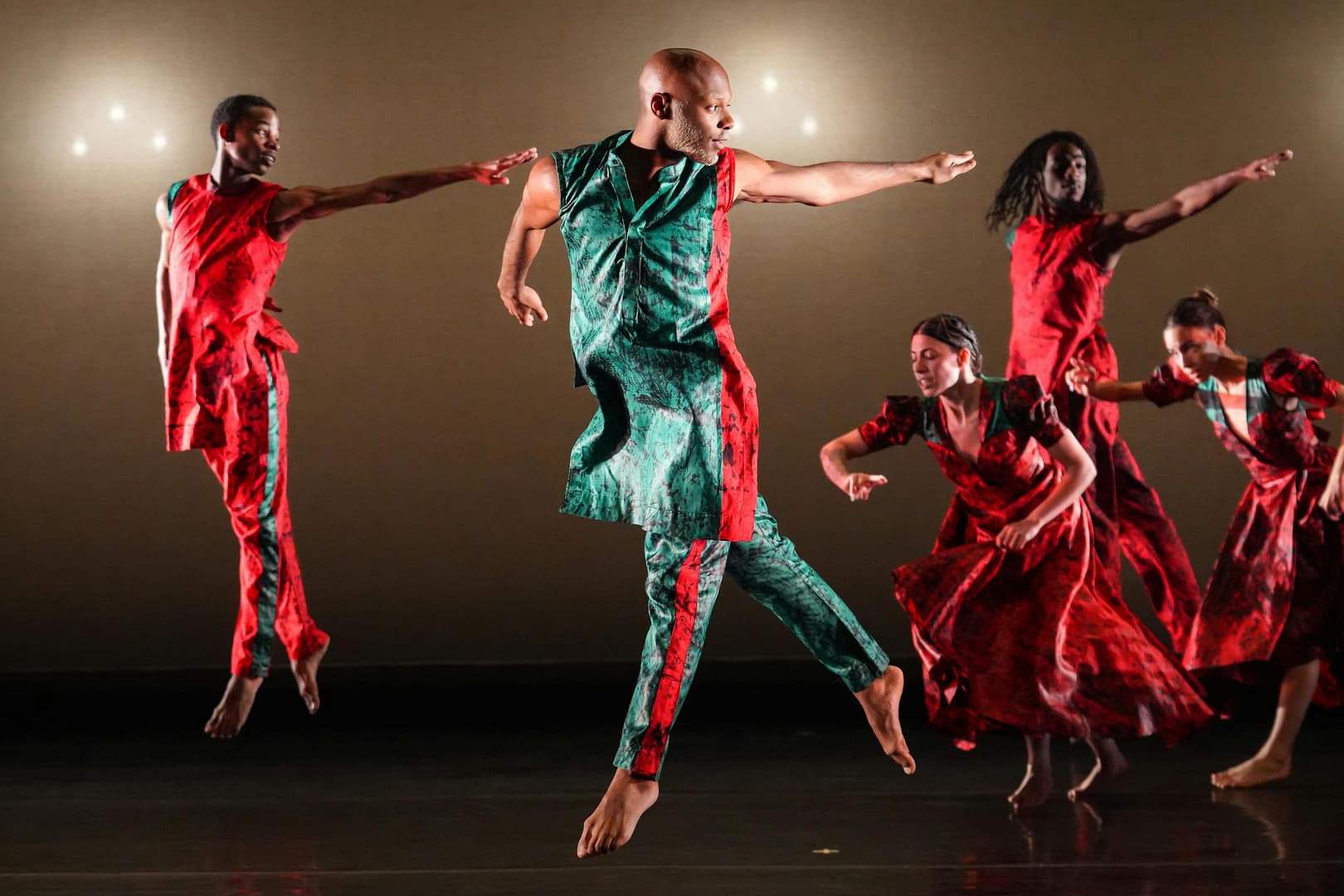 Ronald K. Brown Has Heart-to-Heart Talks to Make Dance Speak | Star Tribune